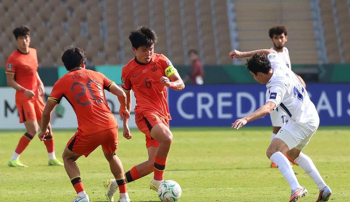 U23国足VS塔吉克斯坦：泰山双子星坐镇 张志雄领衔 回归小将冲锋